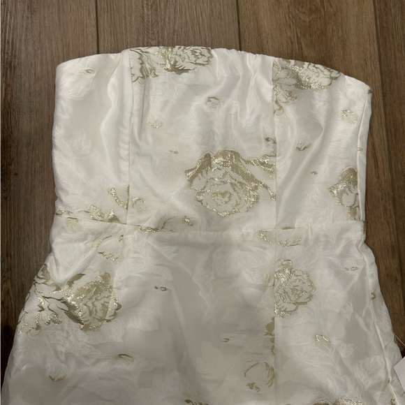 NWT Lulu’s Cultivated Love White Floral Jacquard Strapless Maxi Dress, Size M - Picture 7 of 10